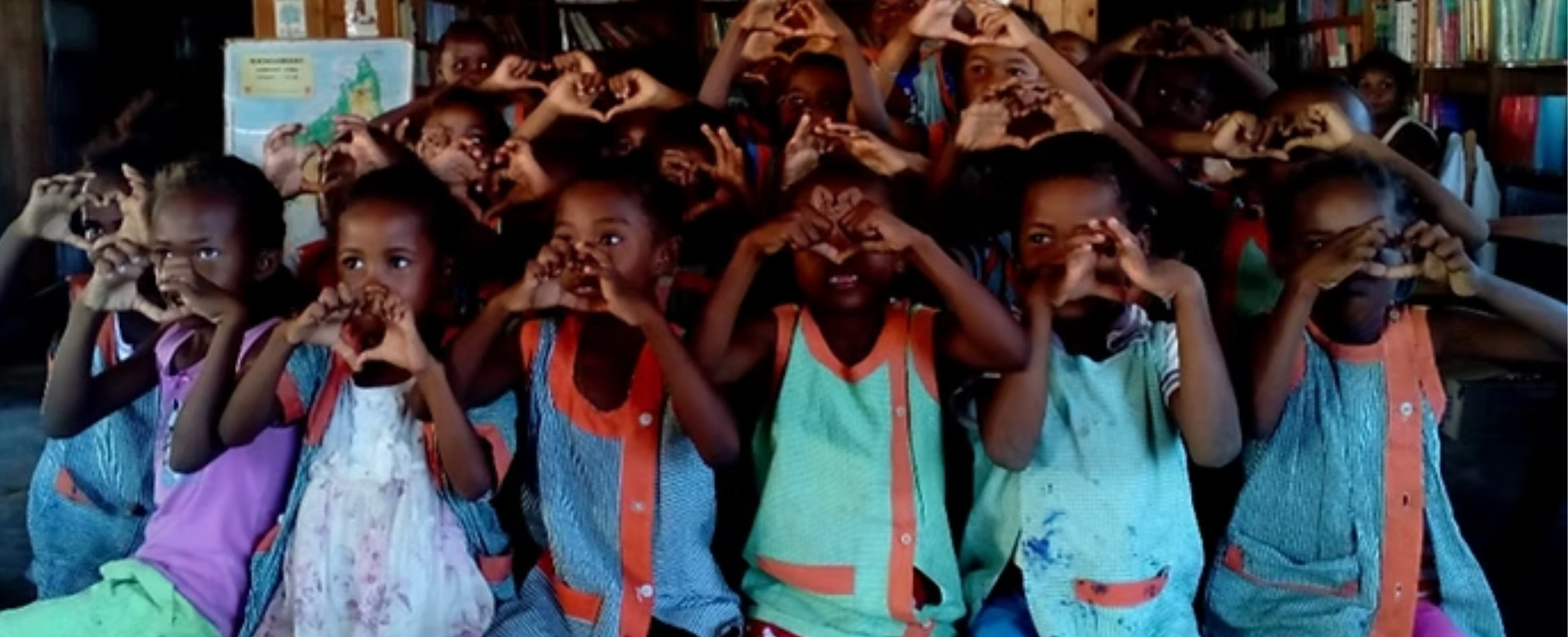 Projecte solidari a Madagascar: rehabilitem una aula escolar amb l’ONG Bel Avenir